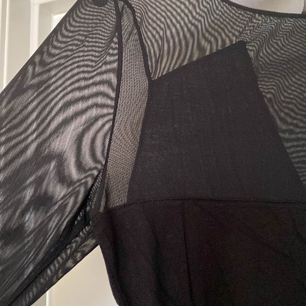 Beautiful H&M Top Black Medium Shear Like New